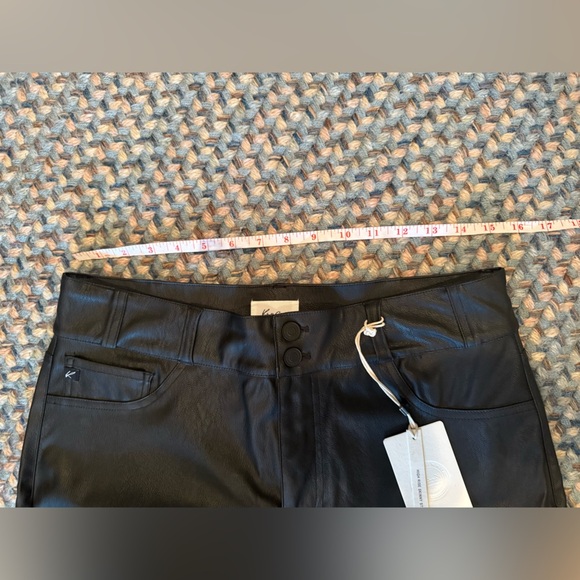 KanCan Faux Leather Skinny Straight Jeans NWT - Picture 9 of 11